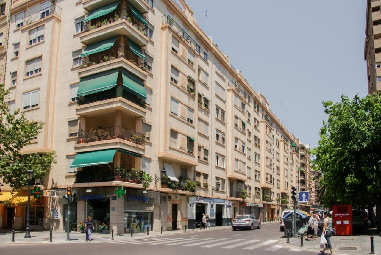 Apartamentos Fv Flats Valencia - Mestalla 7 Экстерьер фото